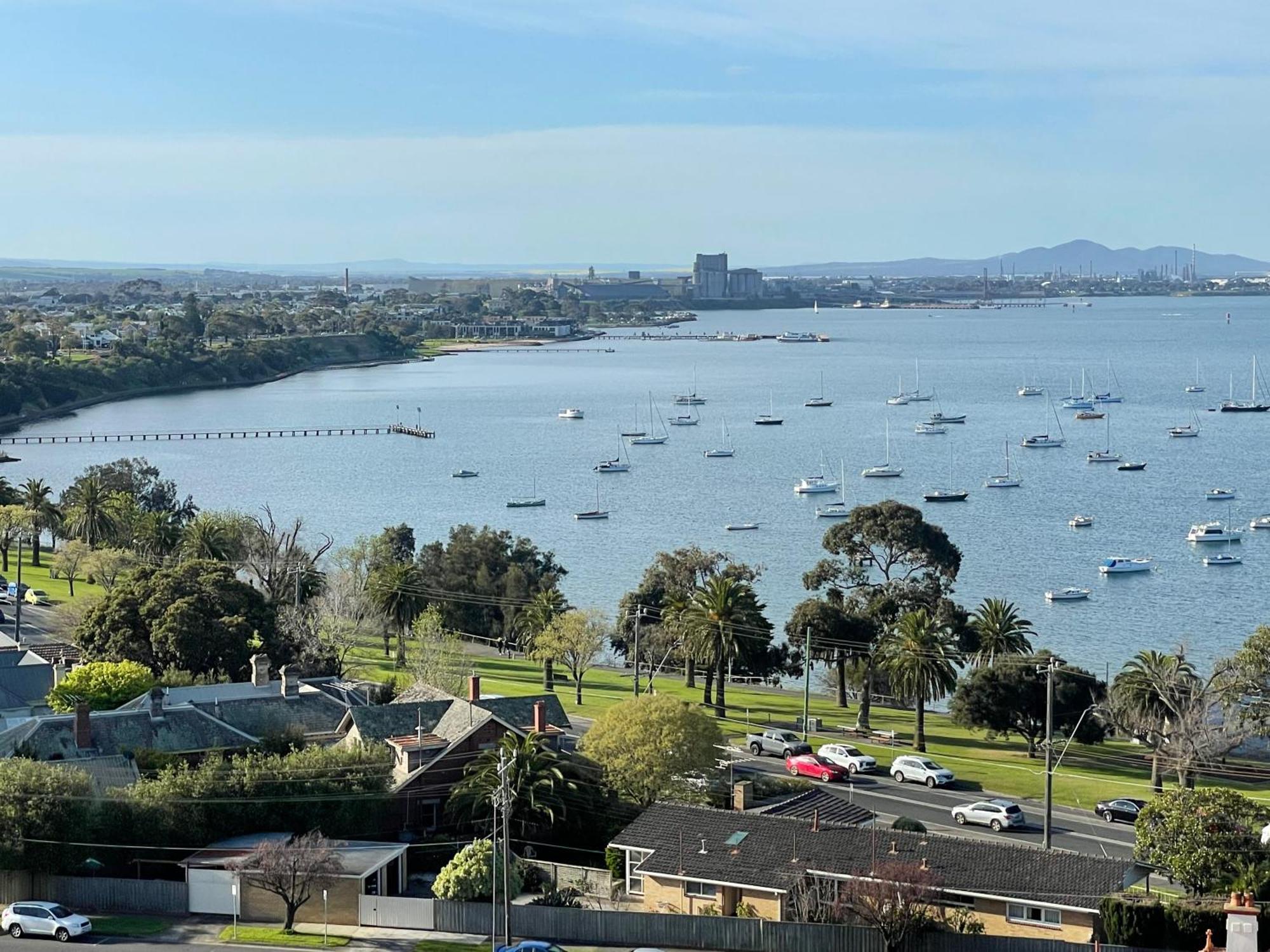 1003 Mirimar 1 Bedroom With Bay Views On The Waterfront Apartment
