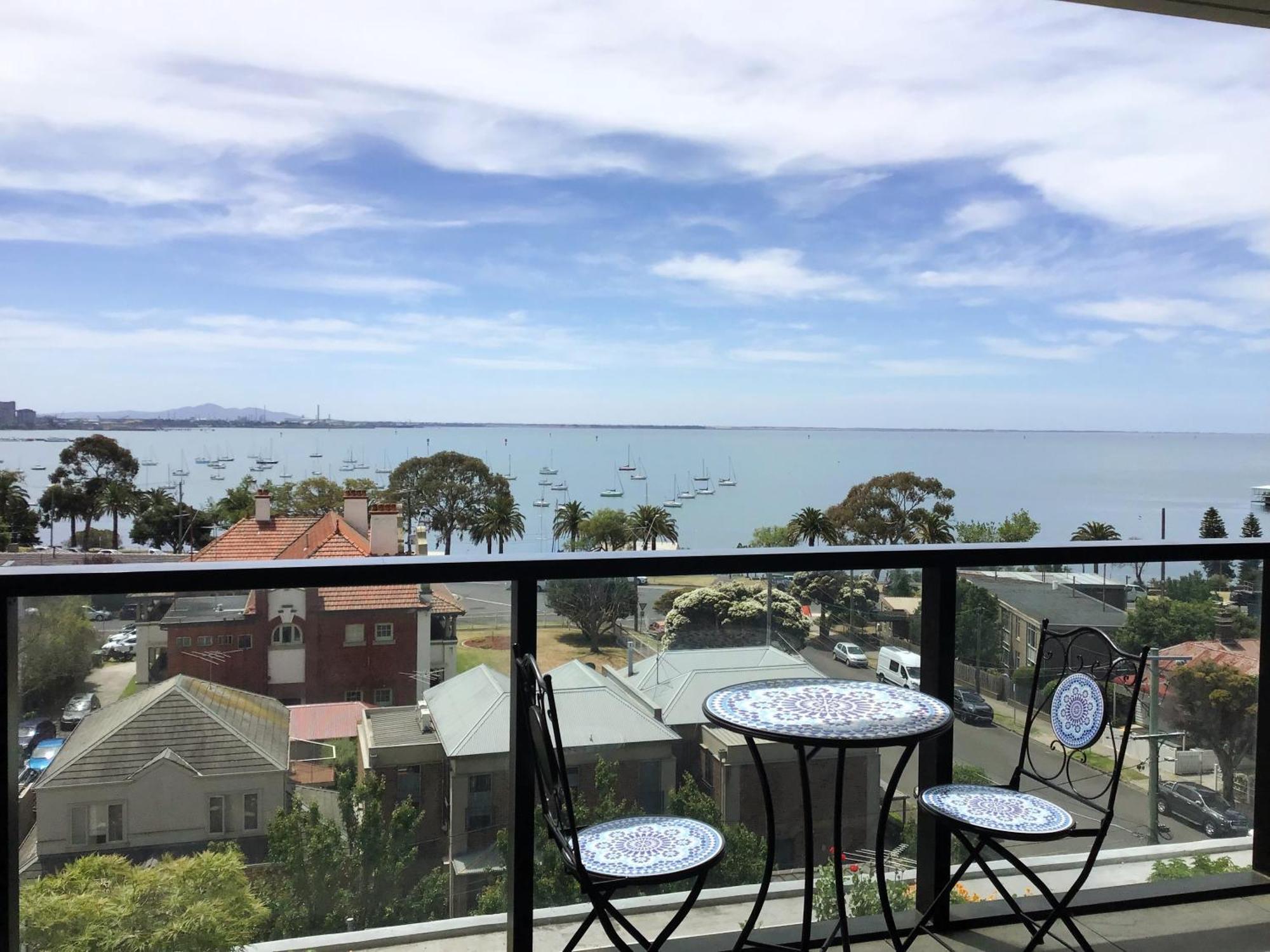 1003 Mirimar 1 Bedroom With Bay Views On The Waterfront Apartment *